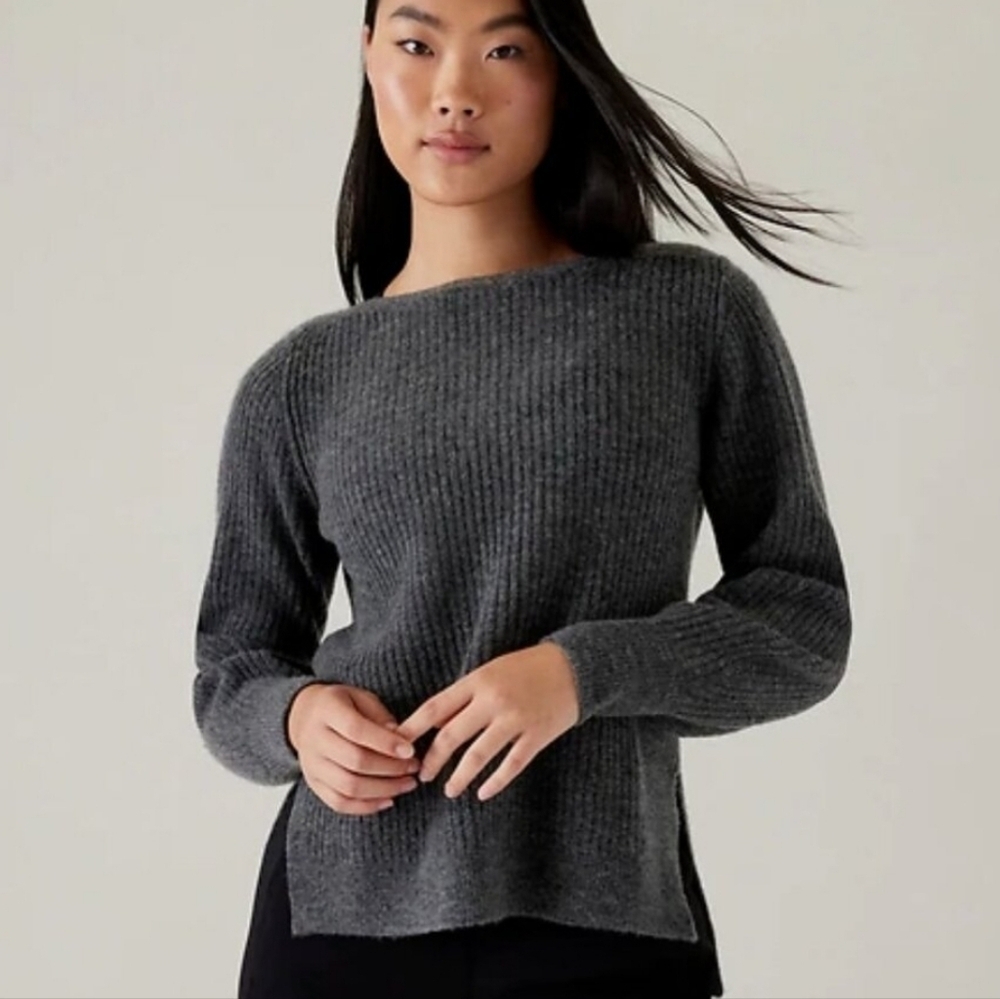 Athleta Ribbed Merino Extra Fine Wool Sweater Crewneck Charcoal Grey Women's XS